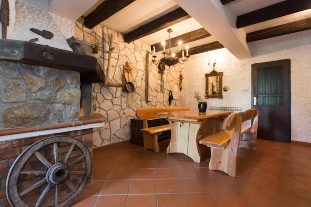 Appartamento Secret Garden House Laurana Esterno foto